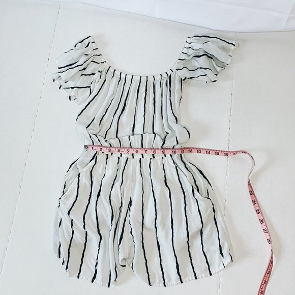 H&M White and Black Striped Romper Size 6 - Picture 8 of 9